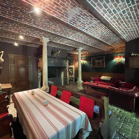 Les Confidences De Messire Sanglier, Stylished Guest Houses Beauraing Buitenkant foto