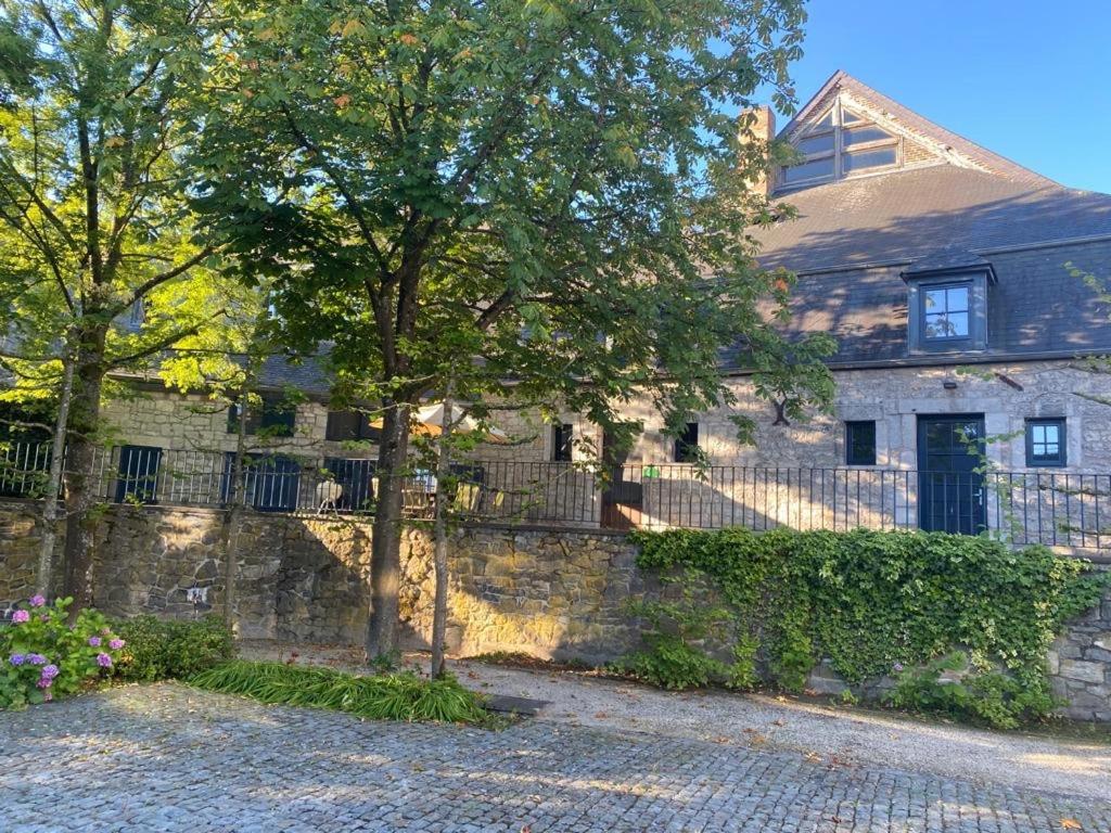 Les Confidences De Messire Sanglier, Stylished Guest Houses Beauraing Buitenkant foto