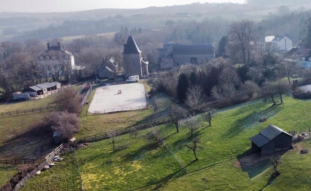 Les Confidences De Messire Sanglier, Stylished Guest Houses Beauraing Buitenkant foto