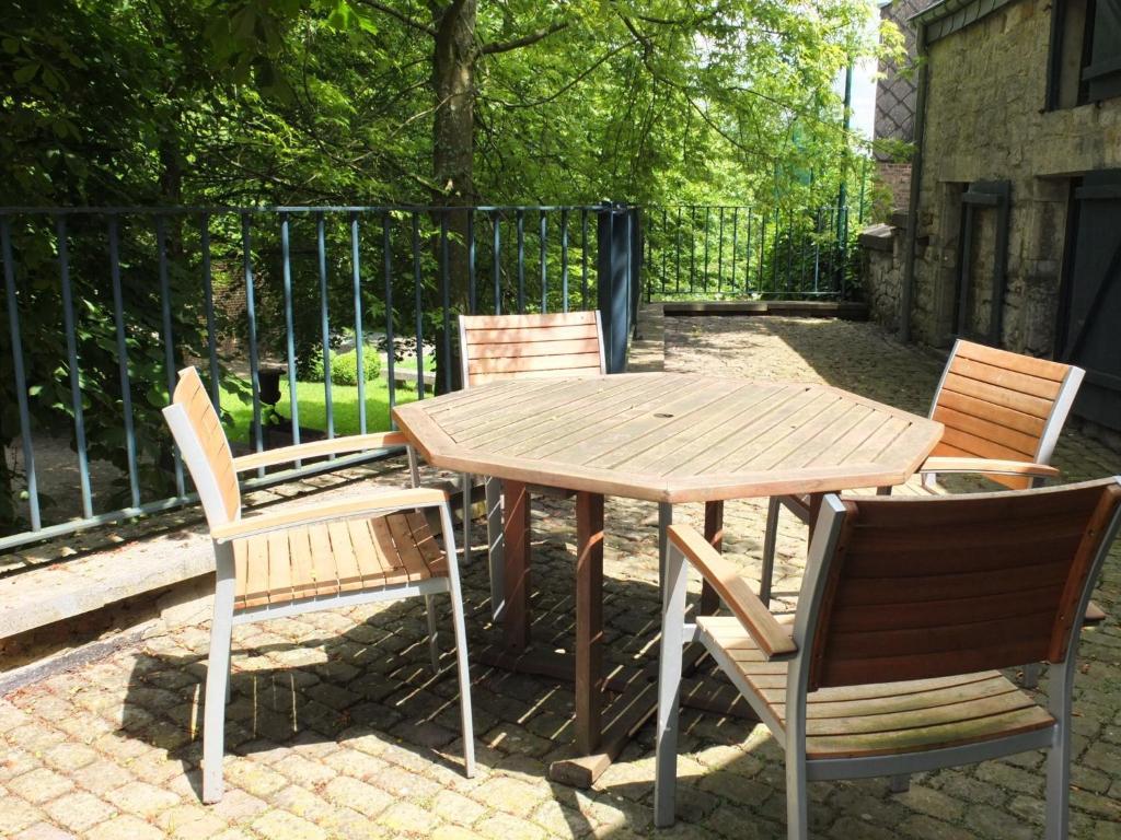 Les Confidences De Messire Sanglier, Stylished Guest Houses Beauraing Kamer foto