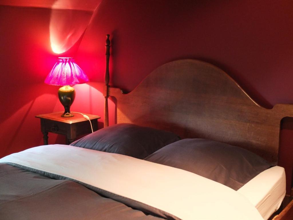 Les Confidences De Messire Sanglier, Stylished Guest Houses Beauraing Kamer foto
